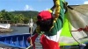 La yole, vecteur de resocialisation de jeunes, en Martinique
