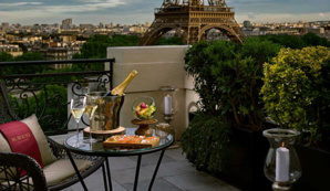 Le Bar à ciel ouvert by Krug - © Shangri-La Hotel