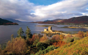 Eilean Donan castle Highland - © VisitScotland