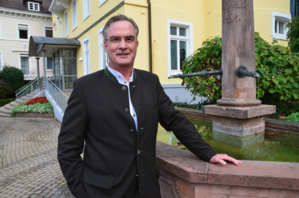 Karl-Eugen Engler maire de Badenweiler - © D. Raynal