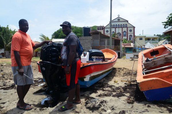 Pêcheurs au village de Laborie - © D. Raynal