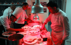 Rencontre de chefs, deux Sébastien au piano du Vichy Célestins