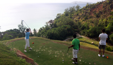 Constance Lemuria : pour une partie de golf au paradis !
