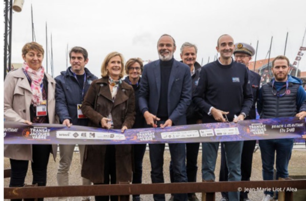 Inauguration du Village par Edouard Philippe, maire du Havre, Marie-Agnès Poussier-Winsback, vice-présidente de la région Normandie et Juan Amat, président de l'association Transat Jacques Vabre et président de JDE Europe. - © Jean--Marie Liot / Alea Inauguration du Village par Edouard Philippe, maire du Havre, Marie-Agnès Poussier-Winsback, vice-présidente de la région Normandie et Juan Amat, président de l'association Transat Jacques Vabre et président de JDE Europe. - © Jean--Marie Liot / Alea