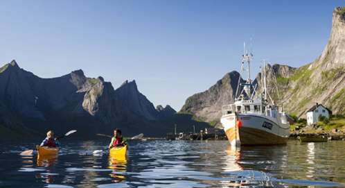 Grâce au courant chaud du Gulf Stream, les îles des Lofoten jouissent d’un climat beaucoup plus doux que d’autres parties du monde situées à la même latitude (68 ° nord), telles que l’Alaska et le Groenland.