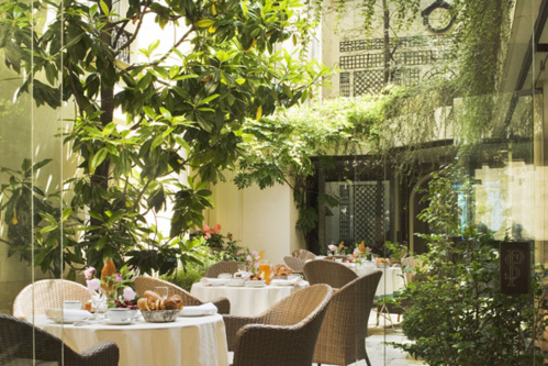 Patio arboré - ® Christophe Bielsa