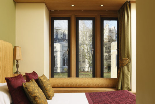 Canterbury Cathedral Lodge - © D. Raynal Canterbury Cathedral Lodge - © D. Raynal