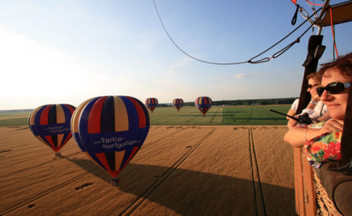 Un vol inoubliable au-dessus des plus belles régions de France - © France Montgolfières Un vol inoubliable au-dessus des plus belles régions de France - © France Montgolfières