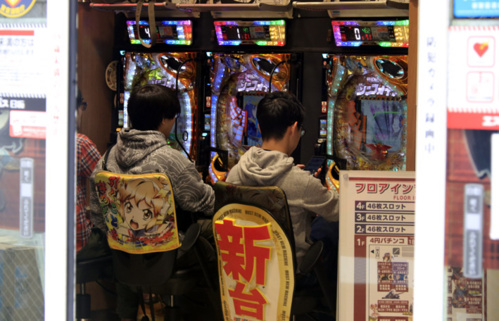Une salle d'arcade à Tokyo - © Jean-Louis Corgier