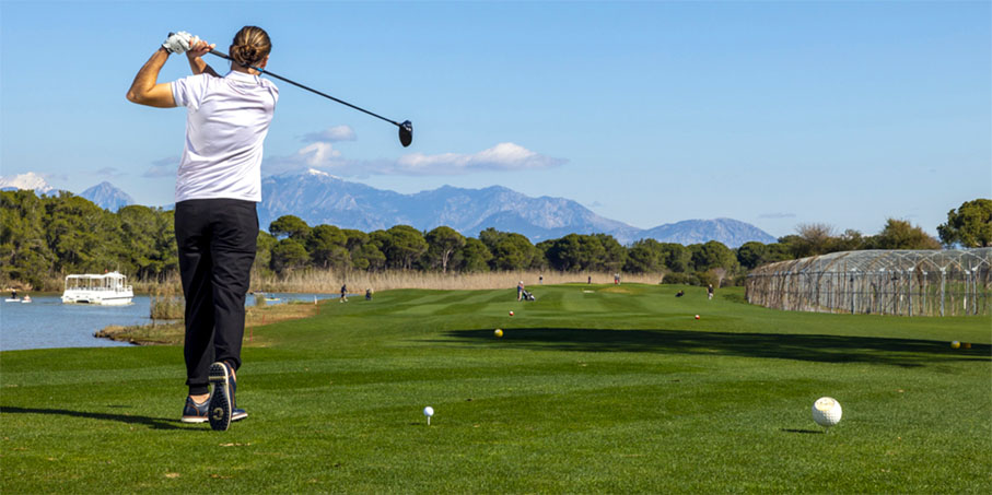 Swing à Belek sur la Riviera turque