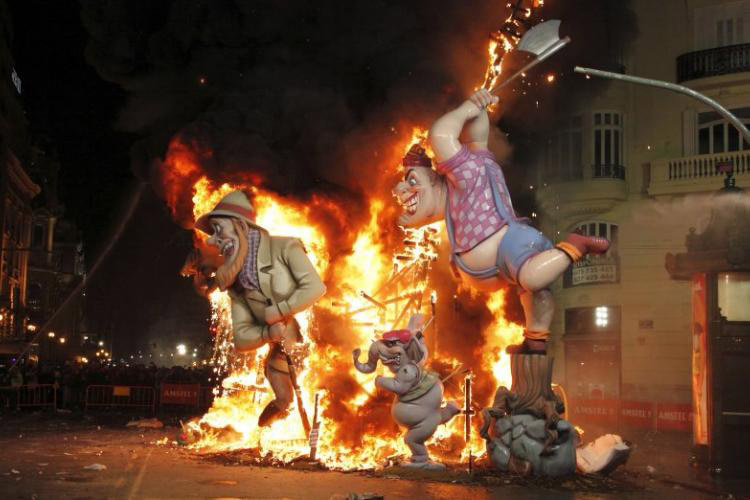 La Crema clôture la fête des Fallas! - © Visit Valencia La Crema clôture la fête des Fallas! - © Visit Valencia