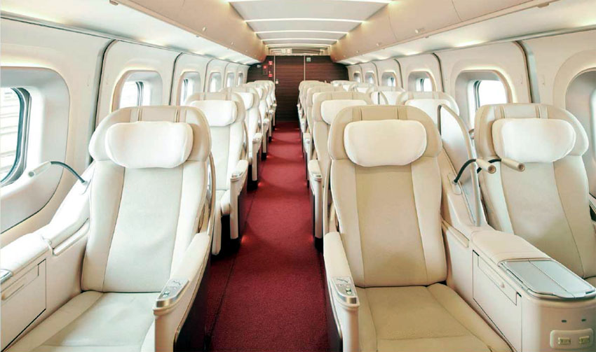 Voiture GranClass du Shinkansen E5 - © JR EAST Voiture GranClass du Shinkansen E5 - © JR EAST
