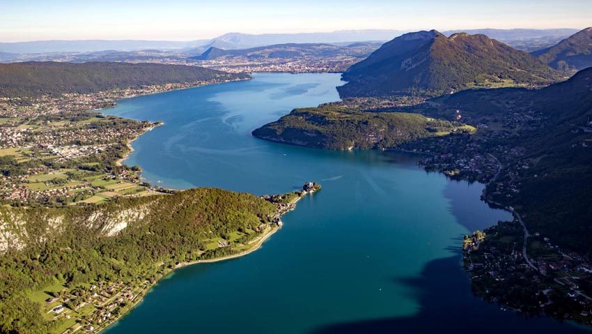 Lac d'Annecy - © Monica Dalmasso Lac d'Annecy - © Monica Dalmasso