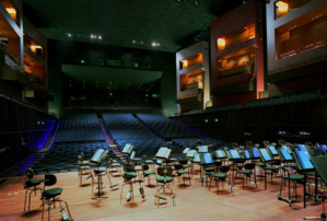 Grand auditorium © Wade Zimmerman
