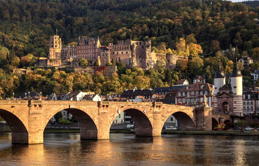 Château de Heidelberg, témoignage impressionnant de la grandeur passée du Bade Wurtemberg - © Günther Bayerl Château de Heidelberg, témoignage impressionnant de la grandeur passée du Bade Wurtemberg - © Günther Bayerl