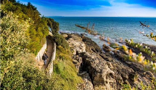 Le Sentier des Douaniers - © Royan Atlantique Le Sentier des Douaniers - © Royan Atlantique