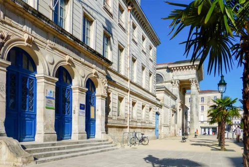 Rochefort, ville d'art et d'histoire - Collège Pierre Loti - Parcours pédestre © OT Rochefort