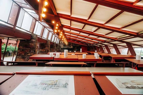L'atelier de dessin de Taliesin West, propriété de Frank Lloyd Wright - © Chris Pochiba et Sara Aho for Experience Scottsdale L'atelier de dessin de Taliesin West, propriété de Frank Lloyd Wright - © Chris Pochiba et Sara Aho for Experience Scottsdale