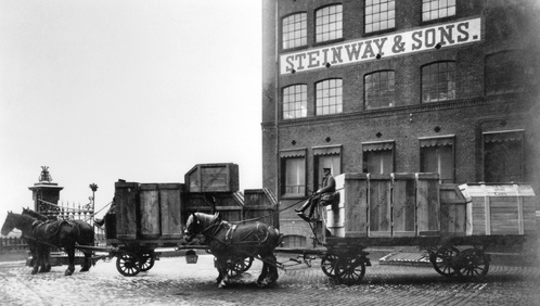 L'usine de Hambourg/Rondenbarg - © Steinway