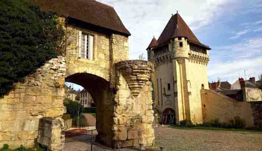 Porte du Croux - © Sylvain Alizon