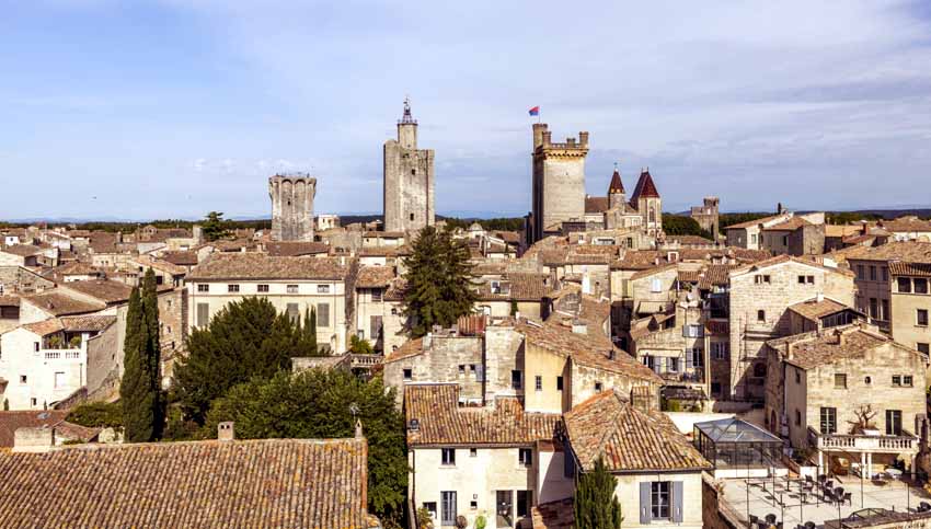 Vue d'Uzès et ses trois tours - © Destination Pays d'Uzès Pont du Gard/Aurelio Rodriguez