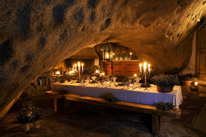 Restaurant de la Grotte - © Camille Moirenc/Murtolli