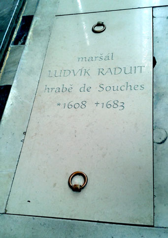 Tombe de Jean Louis Raduit de Souches en l'Eglise  Saint-Pierre et Paul de Brno - © H. Gouleret