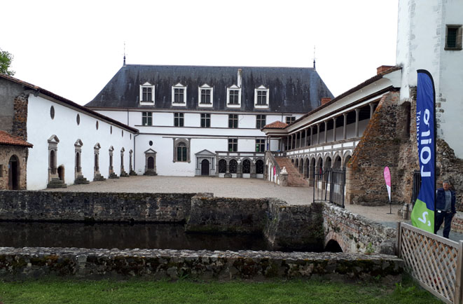 Le Château d'Urfé dévoile ses lignes Renaissance - © H. Gouleret
