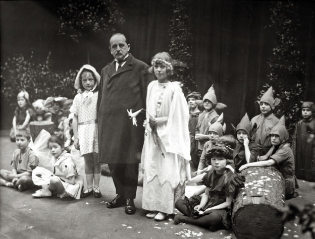 J.M. Barrie - © DR
