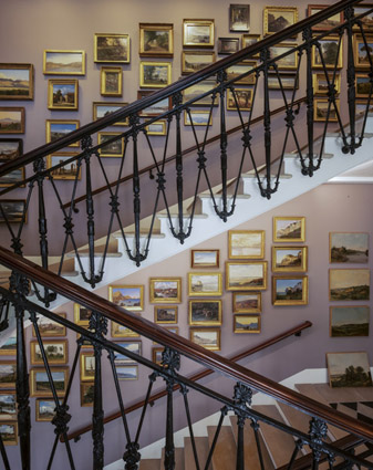 L'escalier aux oeuvres © Jannes Linders