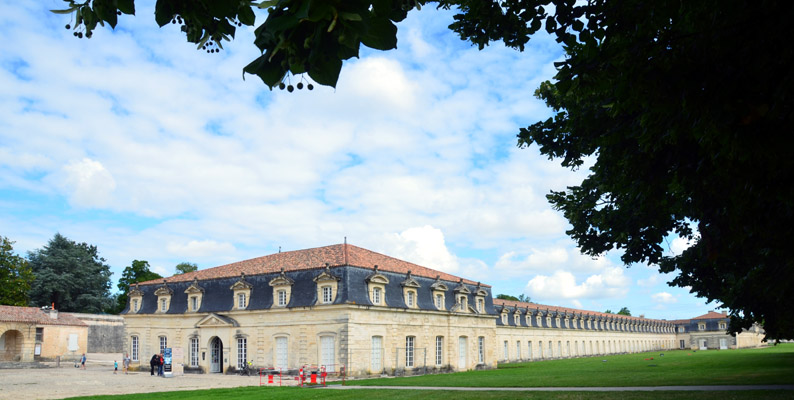 « Toujours présente mais jamais visible, la mer est le grand amour impossible de Rochefort, le souvenir de l’âge d’or, le regret du large » Erik Orsenna de l’Académie française. La Corderie Royale - © David Raynal