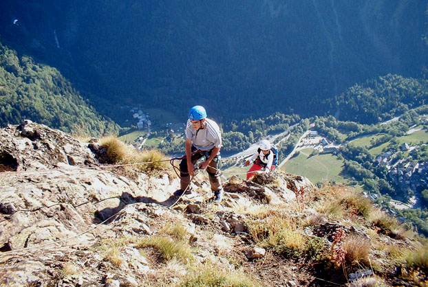 Via ferrata de Venosc © bureau des guides des 2 alpes