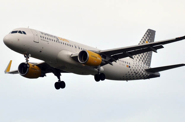 © Vueling