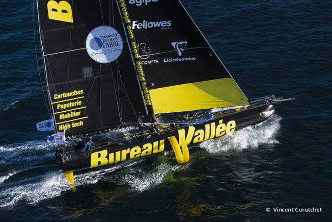 Bureau Vallee 3, skippers Louis Burton et Davy Beaudart - © Vincent Curutchet