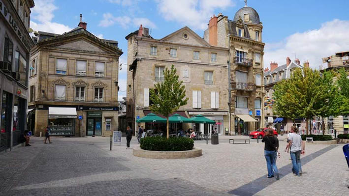 Place Charles de Gaulle - Brive - © Brive-tourisme