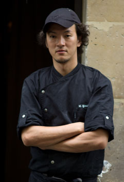 Le Chef Hiroki Yoshitake - © www.tibo.org Le Chef Hiroki Yoshitake - © www.tibo.org