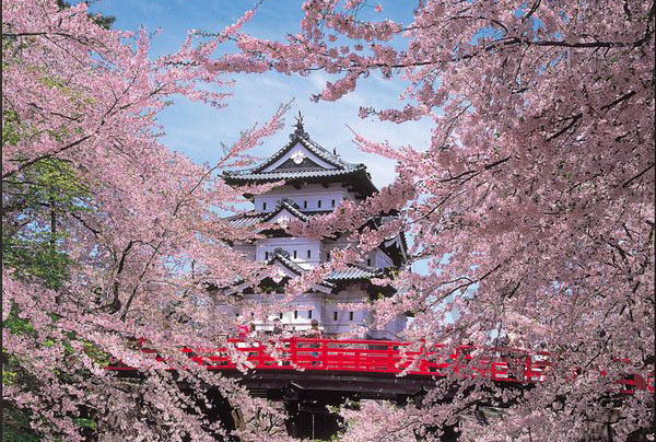 Parc Hirosaki - © Tohoku Tourism Promotion Organization