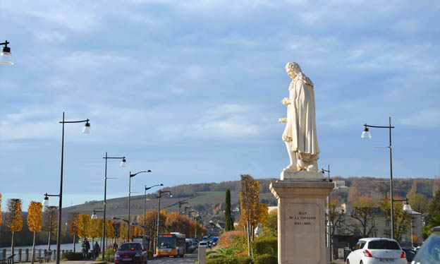 Statue de Jean de la Fontaine à Château-Thierry - © Ville de Château-Thierry