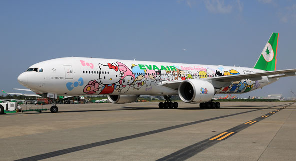 Boeing 777-300 Hello Kitty - © Eva Air