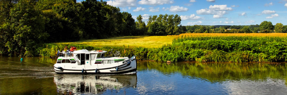 Locaboat au fil de l'eau vers un "slow tourisme" actif