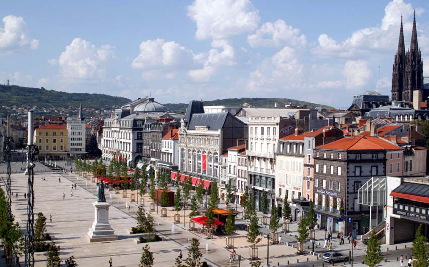 Place de Jaude - © Clermont Auvergne Tourisme