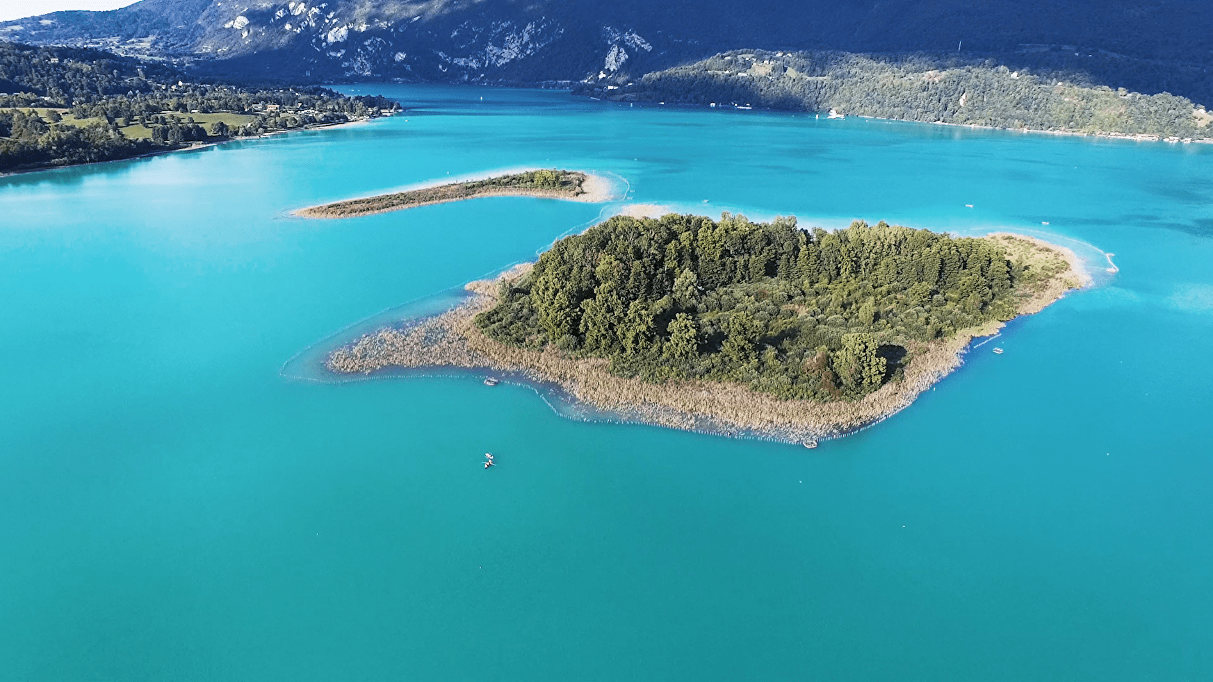 Lac d'Aiguebelette - © Savoie Mont Blanc