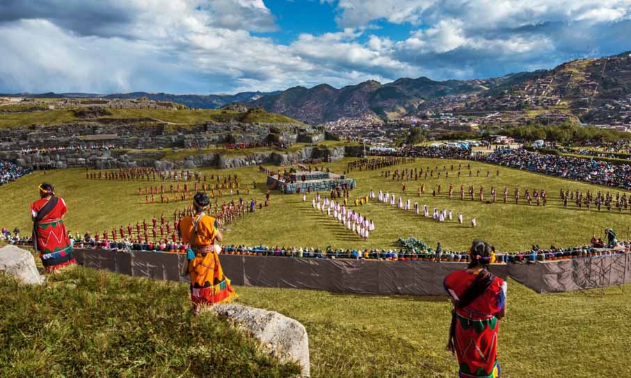Festival Inti Raymi dans la forteresse de Saqsaywaman © Heinz Plenge Pardo / PROMPERÚ