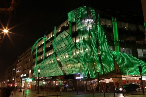 Drugstore Publicis sur les Champs Elysées
