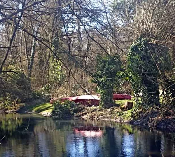 L’Omignon avec canoës - © Hubert Gouleret