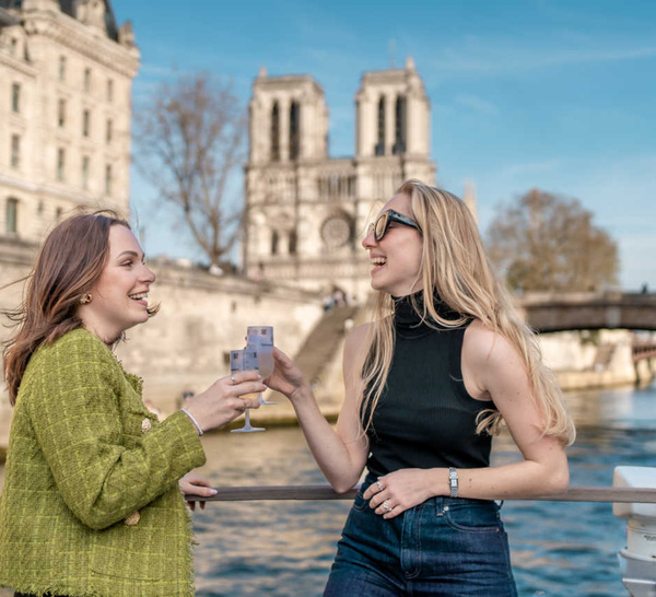 Notre-Dame &amp; Champagne, la croisière exclusive des Bateaux Parisiens