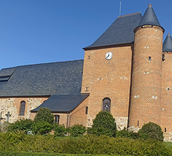 La Thiérache, au pays des églises fortifiées